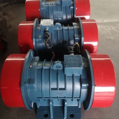 供应宏达ZW振动电机 ZW平板振动器 ZW-20-2振动电机 附着式平板振动器图2