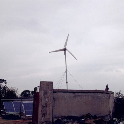 桂林兴安县风能发电机  10KW风力发电机静音发电图7