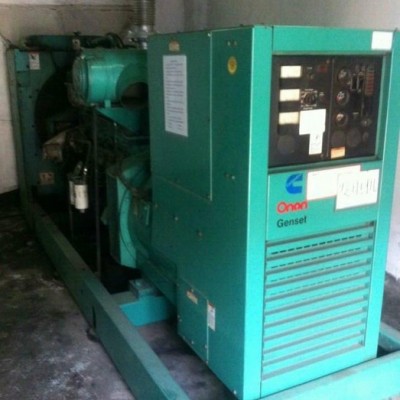供应康明斯发电机租赁 康明斯310kw发电机组，二手发电机图2