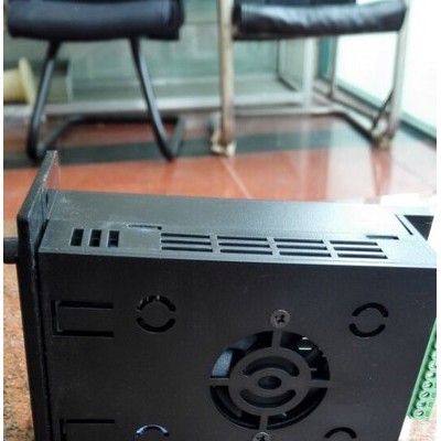 变频器220V/380V1.5-2.2-3.0-3.7-5.5-7.5KWCE永磁变频调速器图7