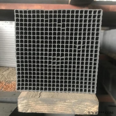 油漆房净化活性炭 供应各种型活性炭 喷漆房空气净化蜂窝活性炭 价格优惠图2