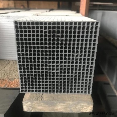 油漆房净化活性炭 供应各种型活性炭 喷漆房空气净化蜂窝活性炭 价格优惠图3