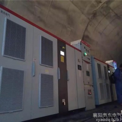 3KV变频器 四象限高压变频器厂家  技术团队现场调试图2
