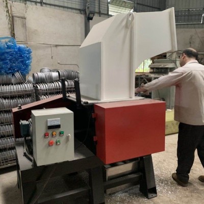 塑料桶材粉碎机 18L矿泉水桶粉碎机 油漆涂料塑料桶专用粉碎机图4