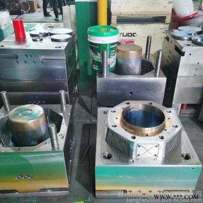 注塑模具 膜内贴标塑料包装桶模具 油桶 防水油漆桶 涂料桶模具图6