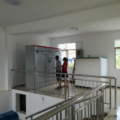 160KW 变频器控制柜，160KW国产水泵变频柜，160KW水泵变频柜，160KW水泵软启动柜，160KW变频供水控制图1