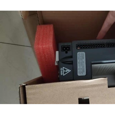 艾默生尼得科SP0403/SP0404/SP0405变频器通用交流驱动器全新原装图3