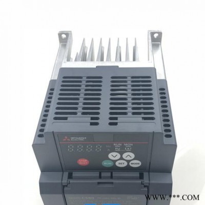 新款！三菱变频器FR-CS82S-025-60 042 070 100 代替FR-D720S图2