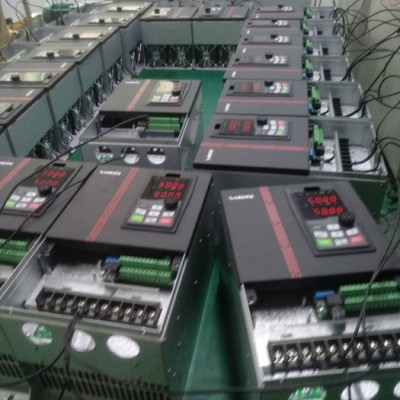威控特低压15\18\22KW变频器图4