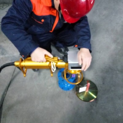 工具激光打标,五金工具： 刀、剪、钳、锤、螺丝批、扳手、木工凿图5