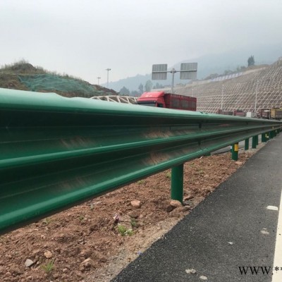 波形护栏配件 护栏板柱帽 乡村公路护栏 热镀锌波形护栏 防阻块 波形护栏配件 护栏板螺丝图6