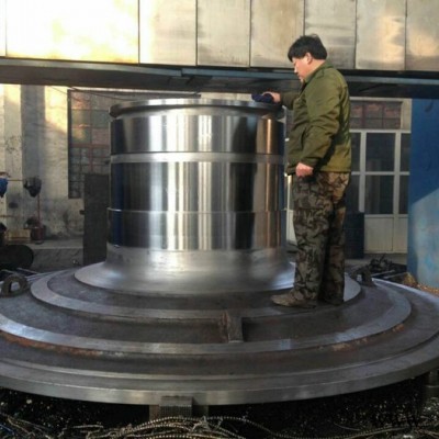 专业供应各种球磨机配件 联接器 中空轴 大齿圈 轴瓦座 小齿轮图4