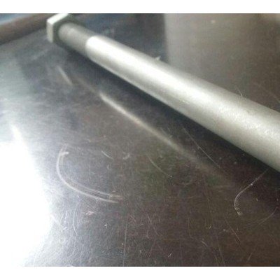 中心螺丝