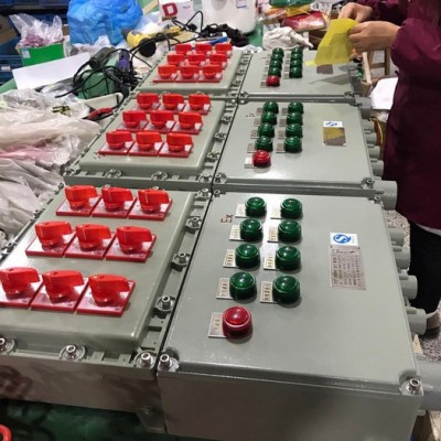 中沈防爆BXMD58 防爆照明配电箱bxmd58-10k/125a/3p 带总开关总电流125a/3p分路63a/2p图1