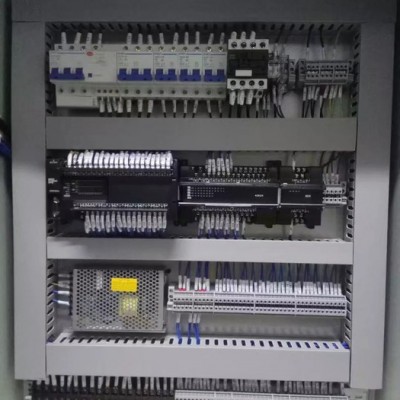 顺联  定制  电控柜  PLC控制柜图1