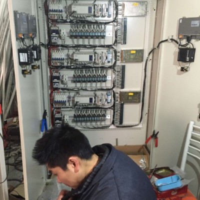 四川成都PLC自动化成套厂家_成都普莱斯_成都PLC控制柜_自动化控制系统_定制组装