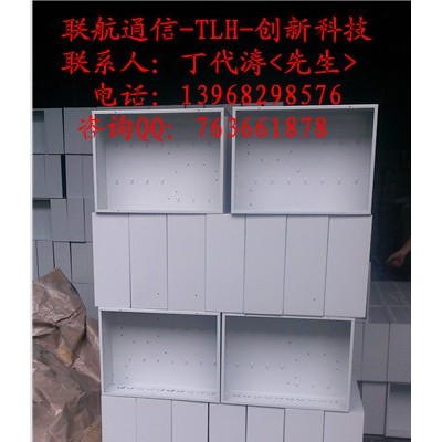 供应理线架24口。理线架12口 。G光纤配电箱