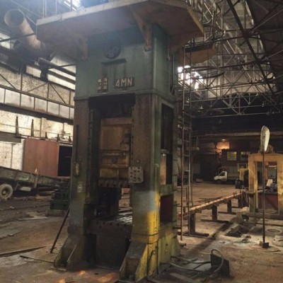 出售二手闭式单点压力机，Voronezh，400吨俄罗斯锻压机床图6