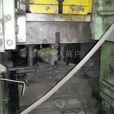 供应1600吨 2500吨 4000吨热模锻压力机图3