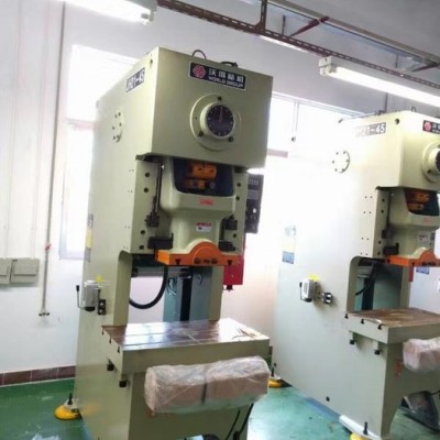 供应沃得精机冲床 高速精密冲床 各种型号压力机 双赢冲床80T机械式厂家批发