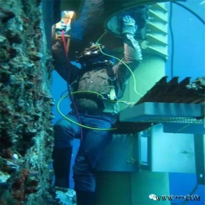 【翔隆水下工程】 水下焊接  水下焊接设备   江苏专业水下焊接工程   水下项目  水下管道焊接图1