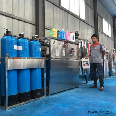 车尿素加工设备 汽车车用尿素加工设备 玻璃水生产设备 赠送配方