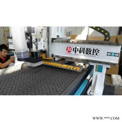 济南数控设备直排换刀加工中心** 济南数控加工中心图4