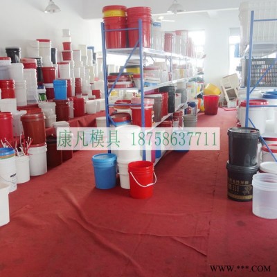 浙江台州黄岩模具厂家 塑料桶模具加工过程，做桶设备图片