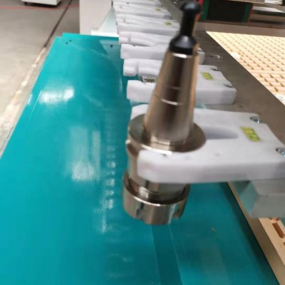 **四工序开料机 板式家具开料机  自动上下料加工中心 高端木工加工中心 机械设备图2