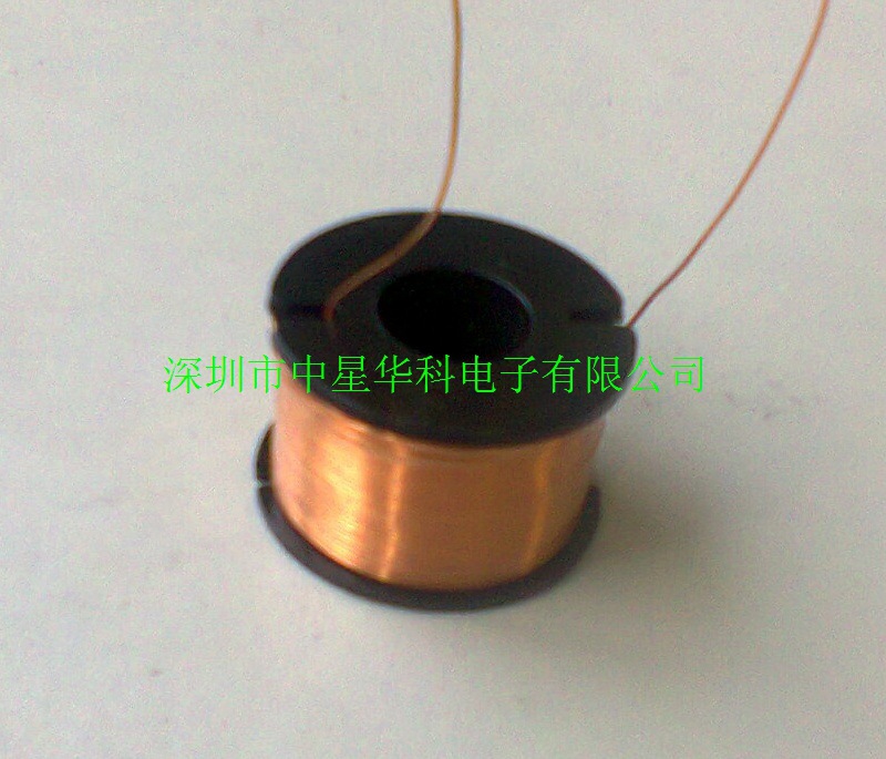 线圈E