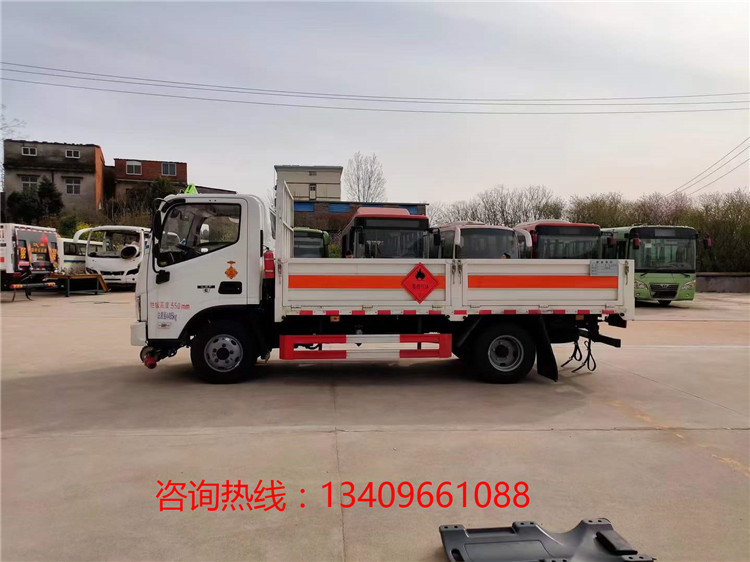 油漆涂料4米厢式车 桶装油漆涂料车配置