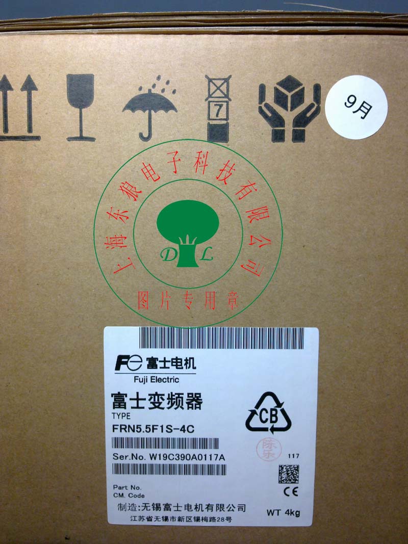 变频器FRN5点5F1S-4C