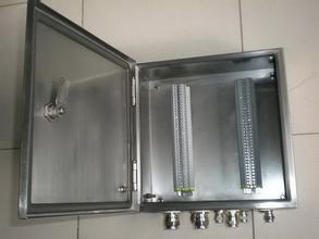 三防不锈钢接线箱1