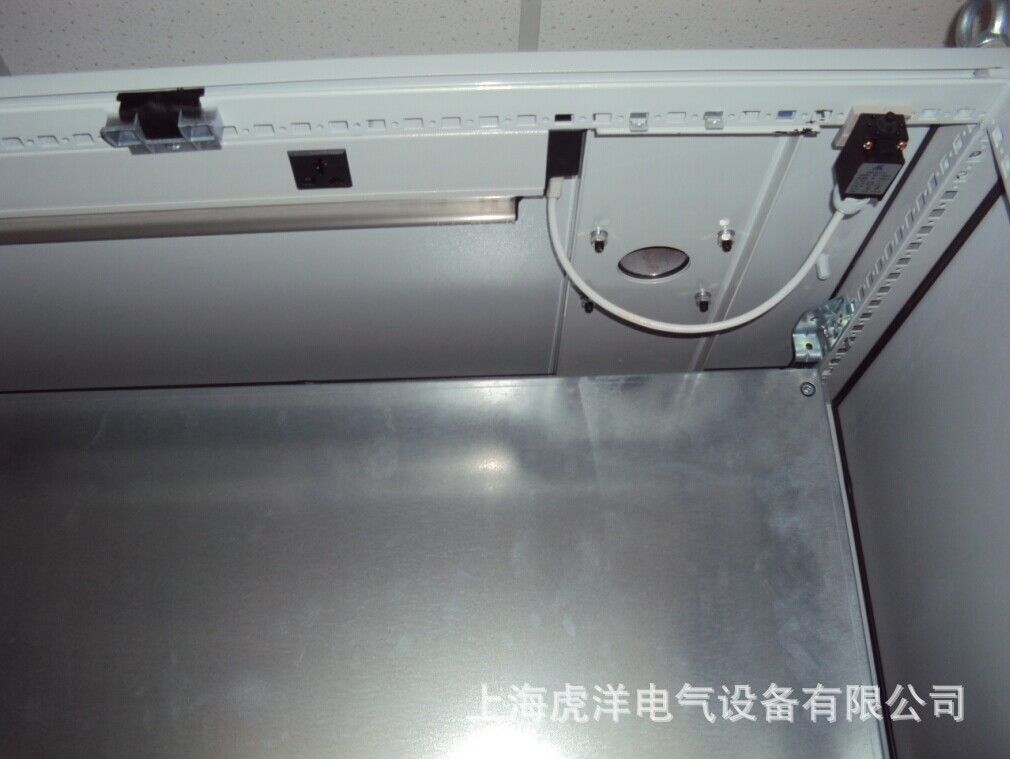 柜顶按吊臂
