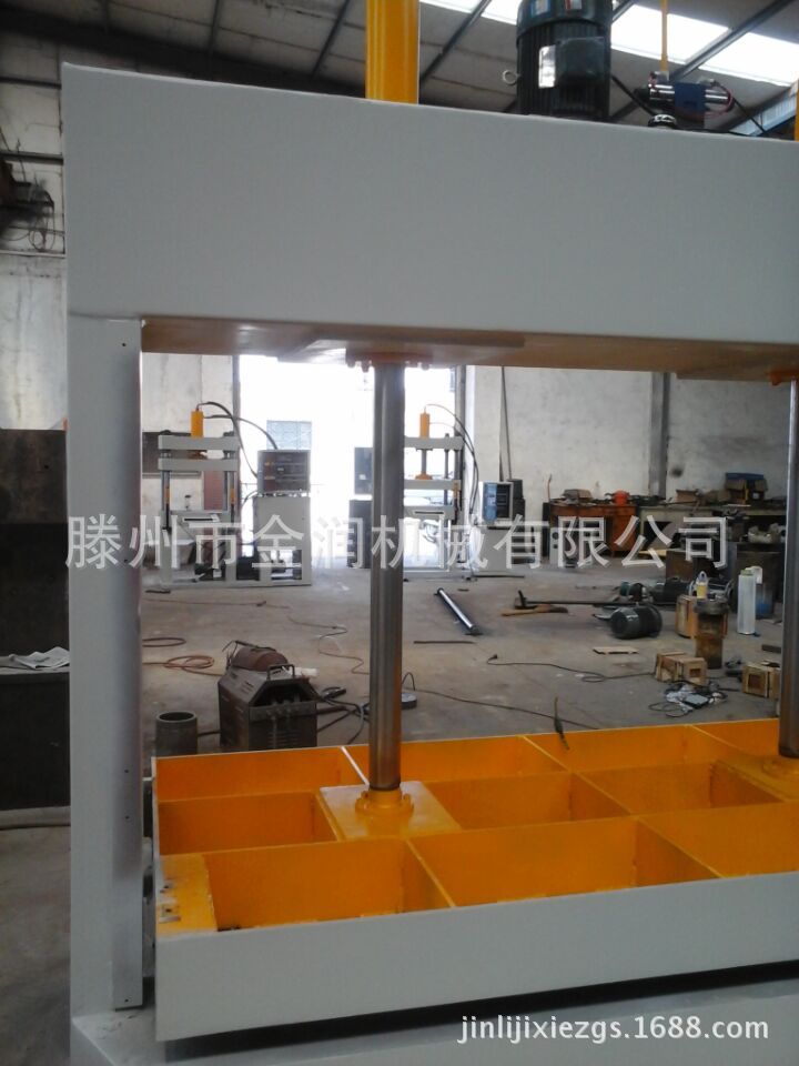 ABD985DC3B15FF01FB411BE8B69EF4