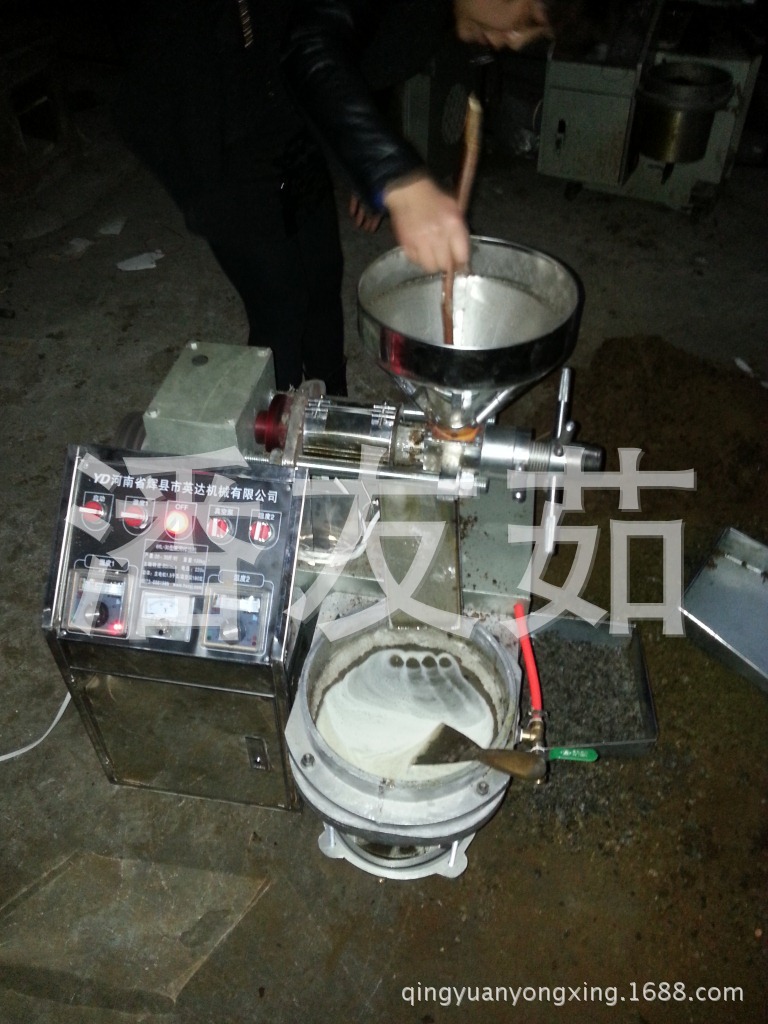 小型榨油机